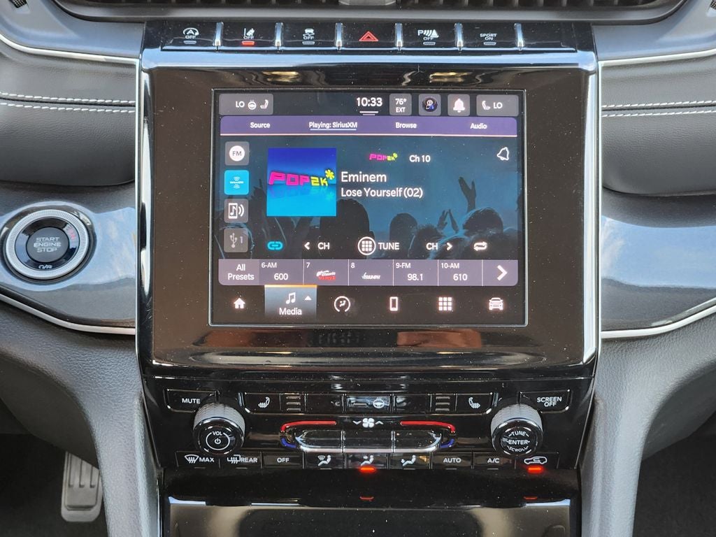 2023 Jeep Grand Cherokee Laredo