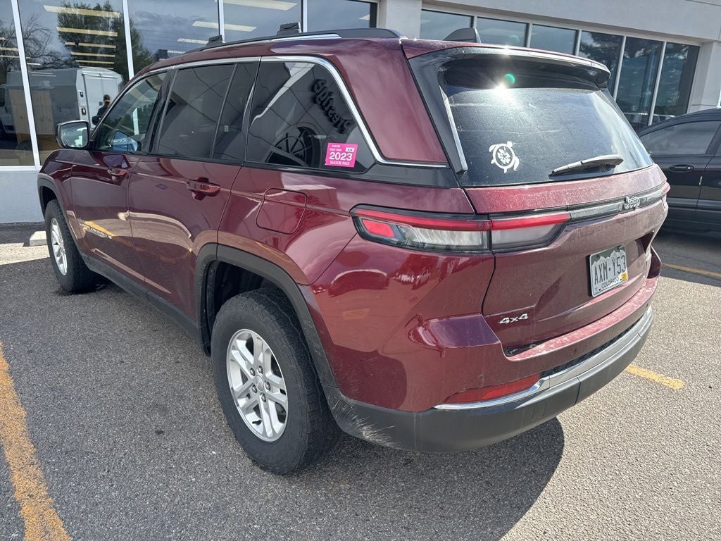 2023 Jeep Grand Cherokee Laredo 4x4