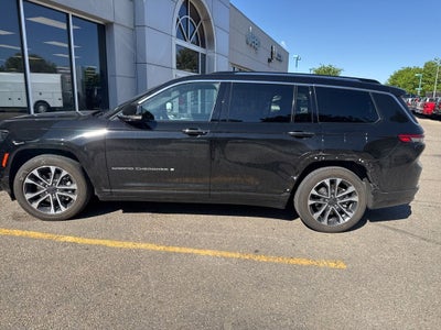 2022 Jeep Grand Cherokee L Overland 4x4