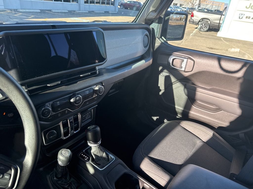 2025 Jeep Gladiator Nighthawk