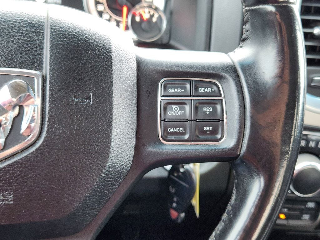 2018 RAM 1500 Big Horn Crew Cab 4x4 6'4' Box