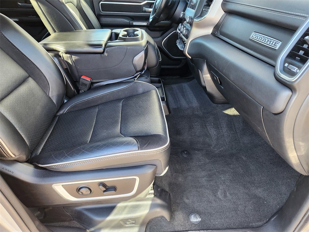 2022 RAM 1500 Laramie Crew Cab 4x4 5'7' Box