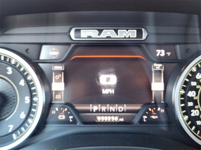 2022 RAM 1500 Laramie Crew Cab 4x4 5'7' Box