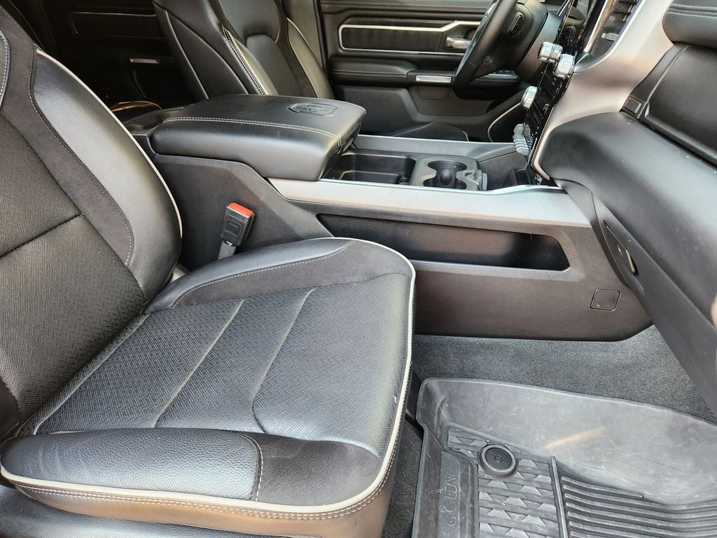 2024 RAM 1500 Laramie Crew Cab 4x4 5'7' Box