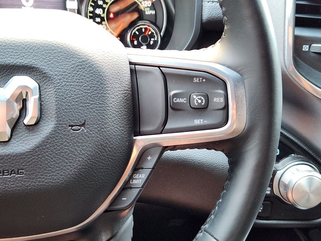 2024 RAM 1500 Laramie Crew Cab 4x4 5'7' Box