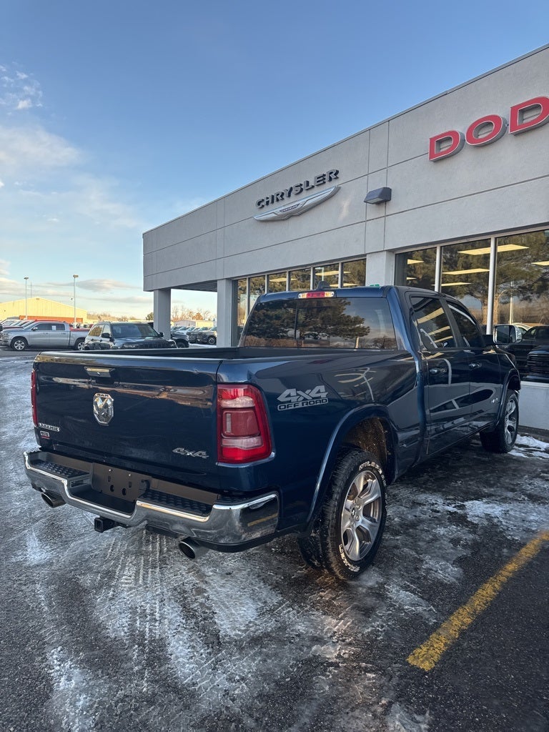 2019 RAM 1500 Laramie Crew Cab 4x4 6'4' Box