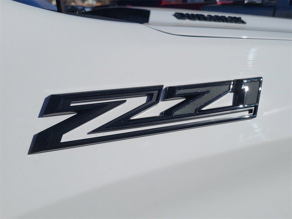 2023 Chevrolet Silverado 1500 4WD Crew Cab Short Bed RST