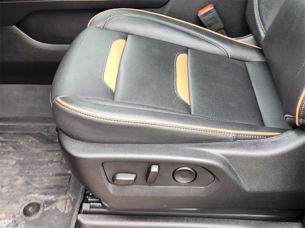 2024 GMC Yukon 4WD AT4