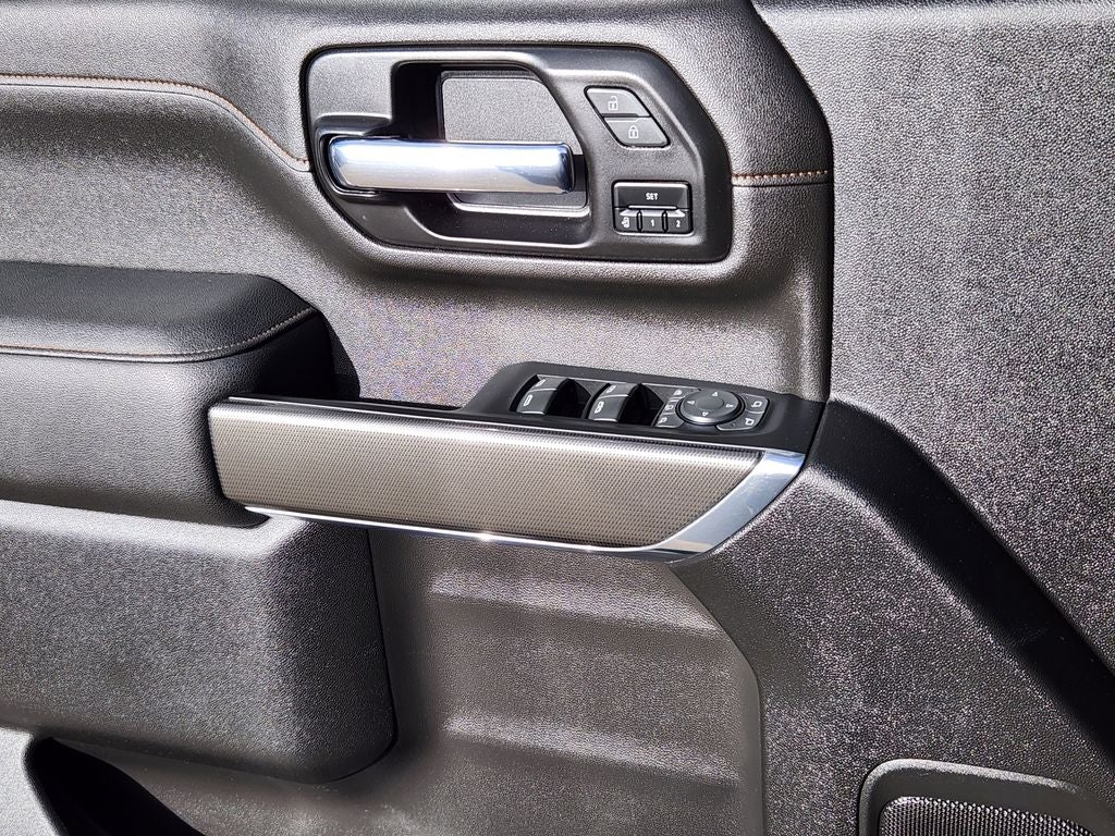 2022 GMC Sierra 2500HD 4WD Crew Cab Standard Bed AT4