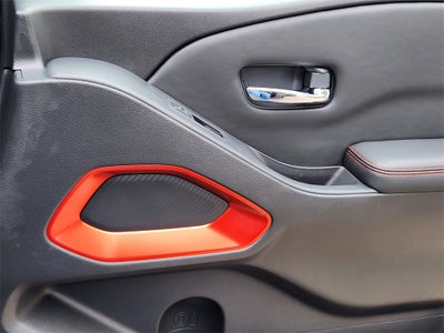 2023 Nissan Frontier Crew Cab PRO-4X 4x4