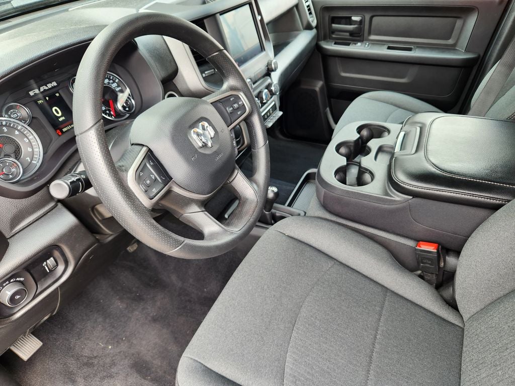 2024 RAM 2500 Tradesman Crew Cab 4x4 6'4' Box