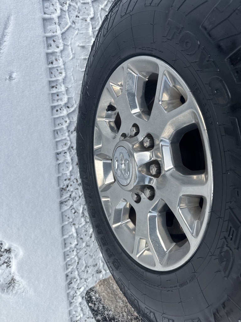 2022 RAM 2500 Laramie Crew Cab 4x4 6'4' Box