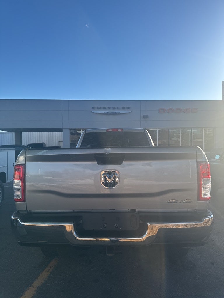 2019 RAM 2500 Tradesman Crew Cab 4x4 8' Box
