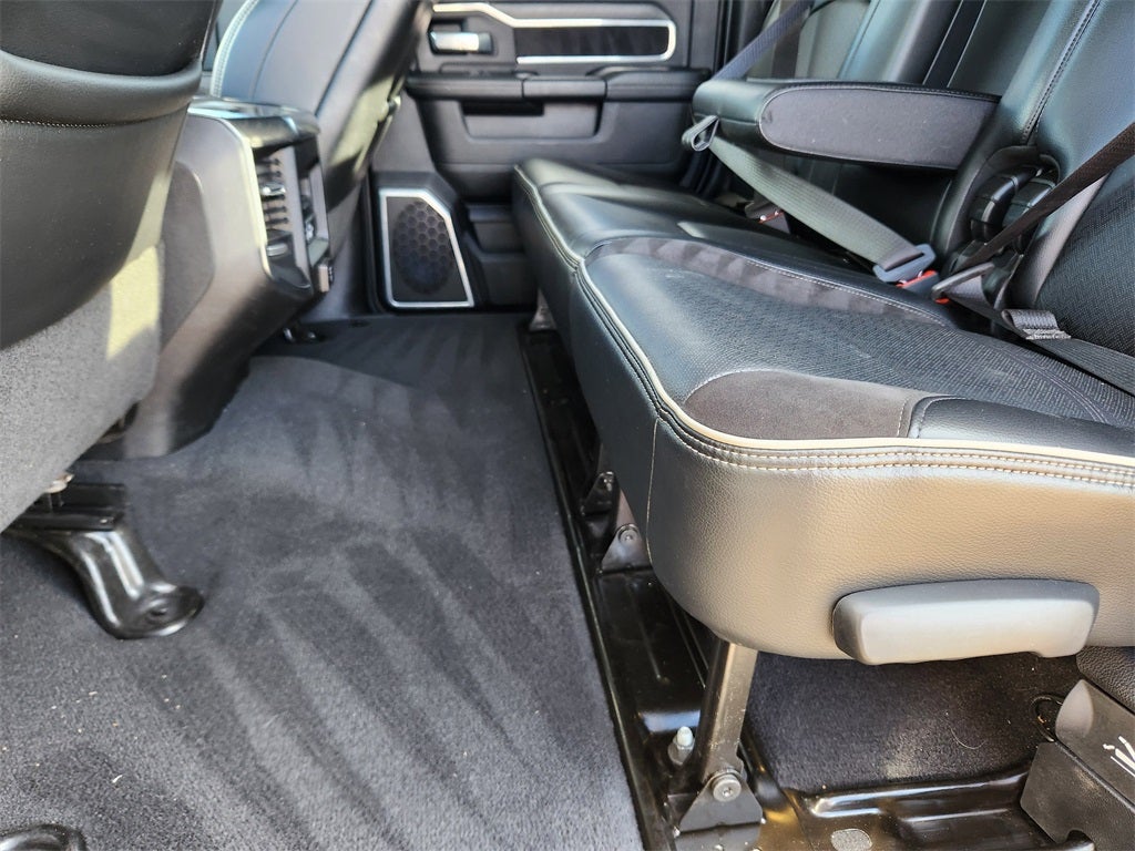 2024 RAM 2500 Laramie Crew Cab 4x4 6'4' Box