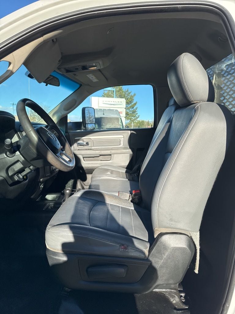 2018 RAM 5500 Chassis Tradesman/SLT