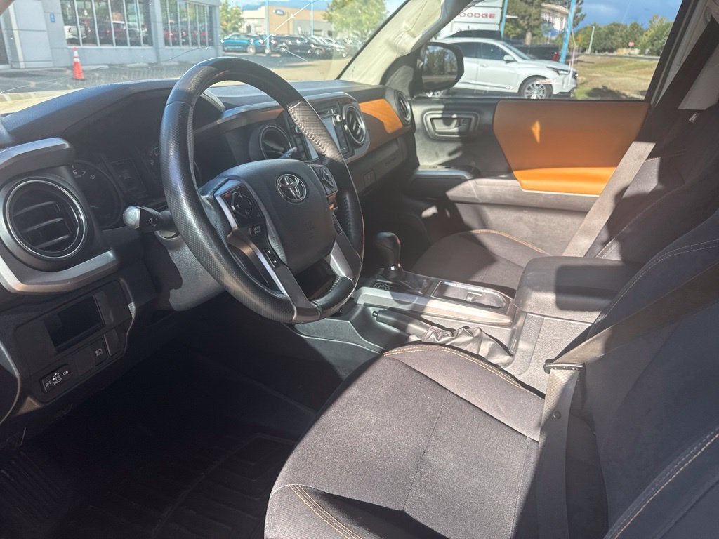 2019 Toyota Tacoma SR5 V6