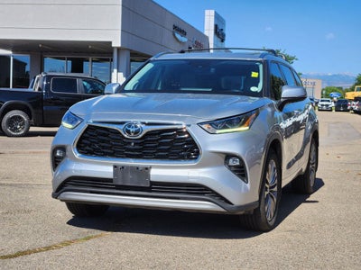 2021 Toyota Highlander Platinum