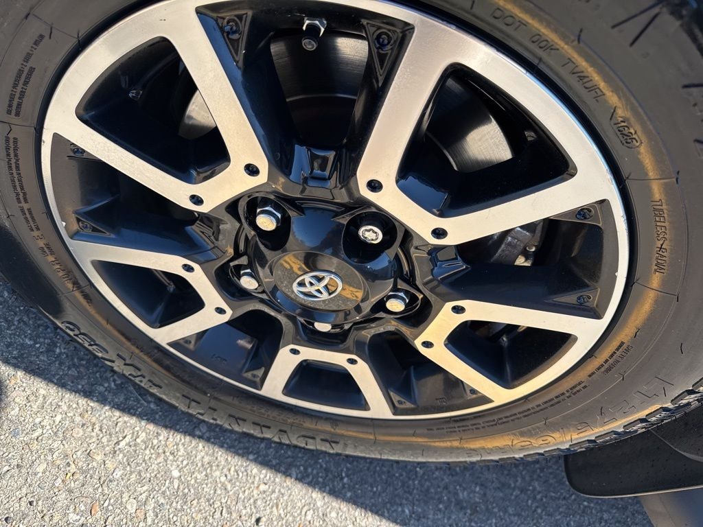 2014 Toyota Tundra SR5 5.7L V8