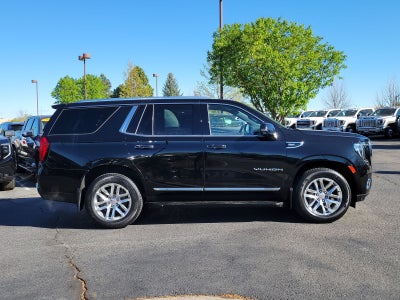 2022 GMC Yukon SLT