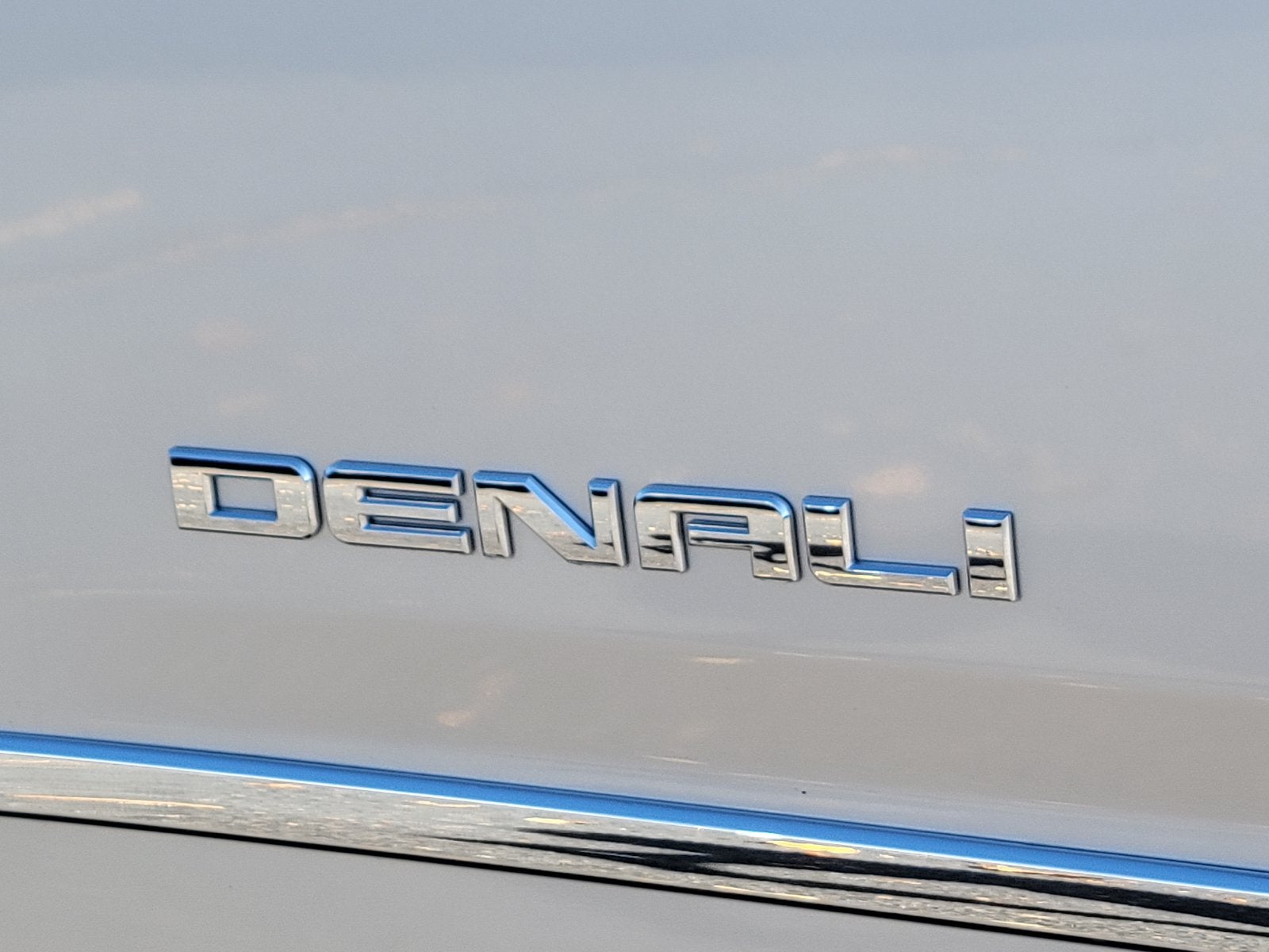 2020 GMC Yukon Denali