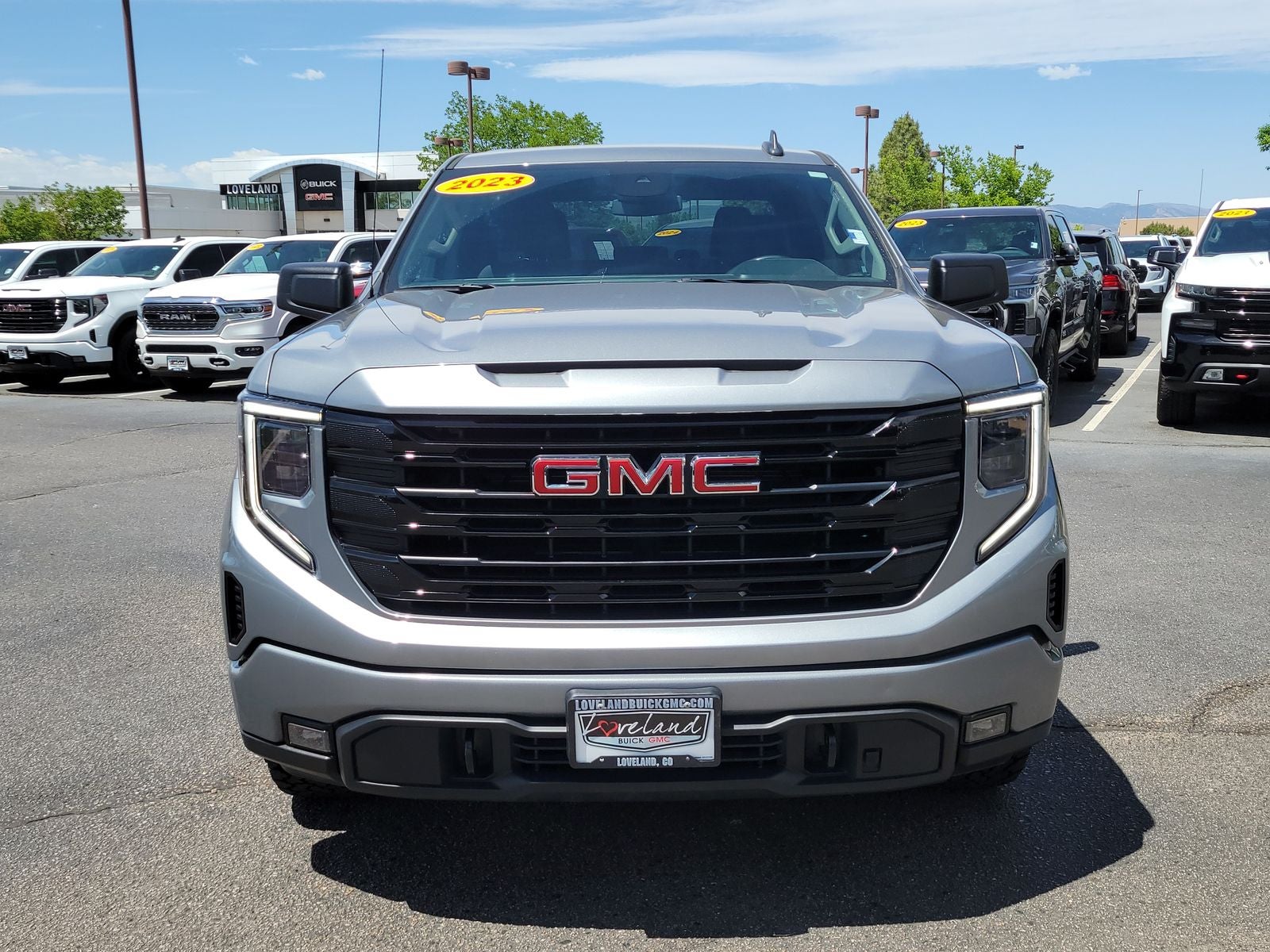 2023 GMC Sierra 1500 Elevation