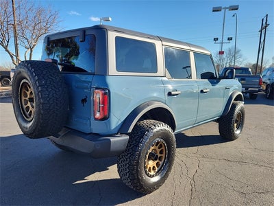 2022 Ford Bronco Base
