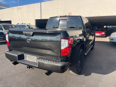2019 Nissan Titan SL