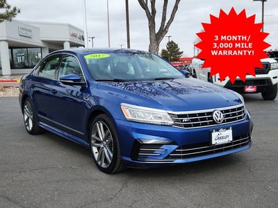 2017 Volkswagen Passat R-Line w/Comfort Pkg