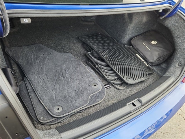 2017 Volkswagen Passat R-Line w/Comfort Pkg