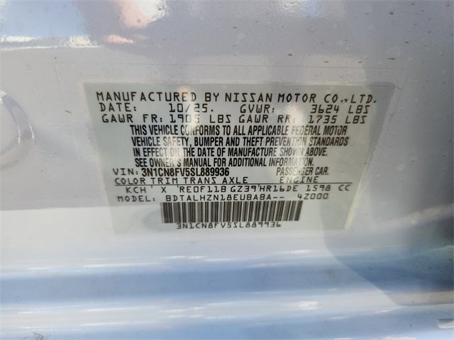 2025 Nissan Versa SR