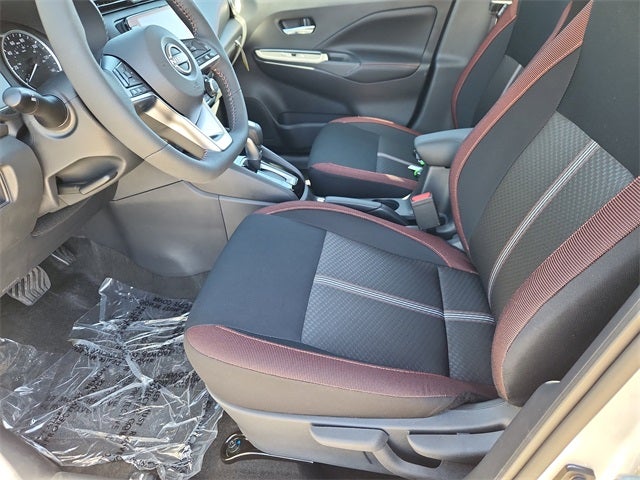 2025 Nissan Versa SR