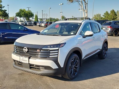 2025 Nissan Kicks SR