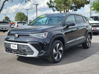 2025 Volkswagen Taos SE