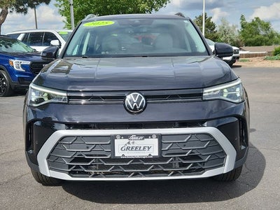 2025 Volkswagen Taos SE