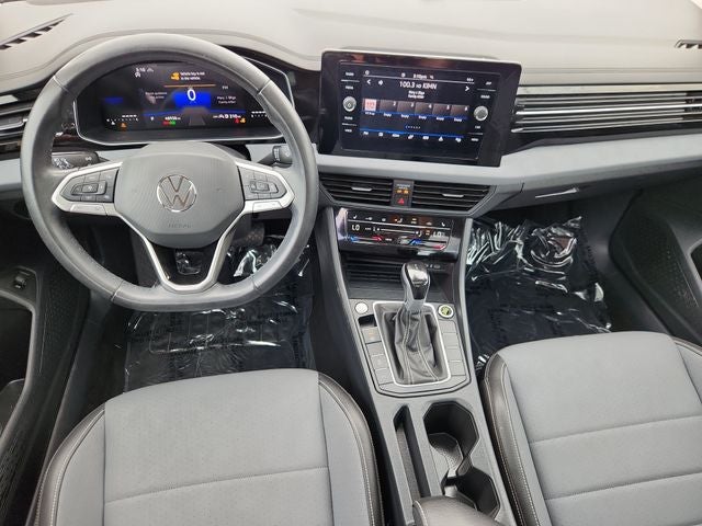 2025 Volkswagen Jetta SE