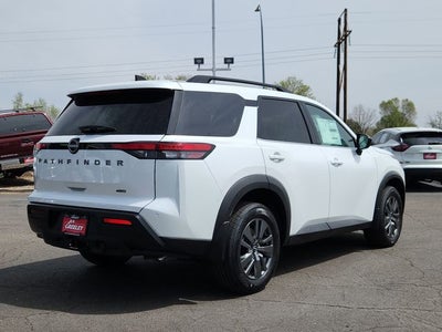 2026 Nissan Pathfinder SV
