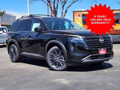 2026 Nissan Pathfinder SL