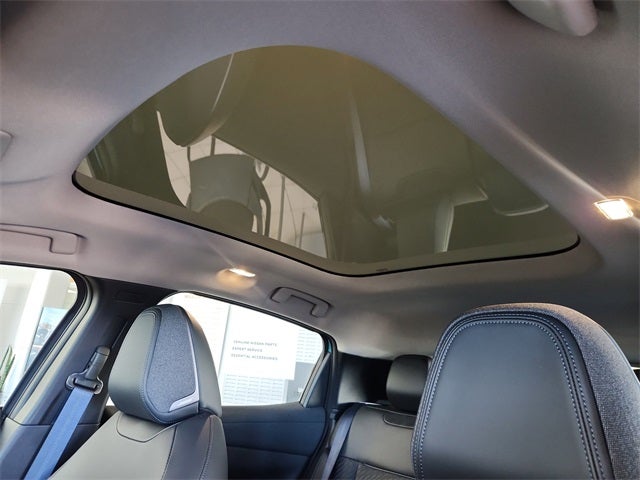 2026 Nissan LEAF PLATINUM+