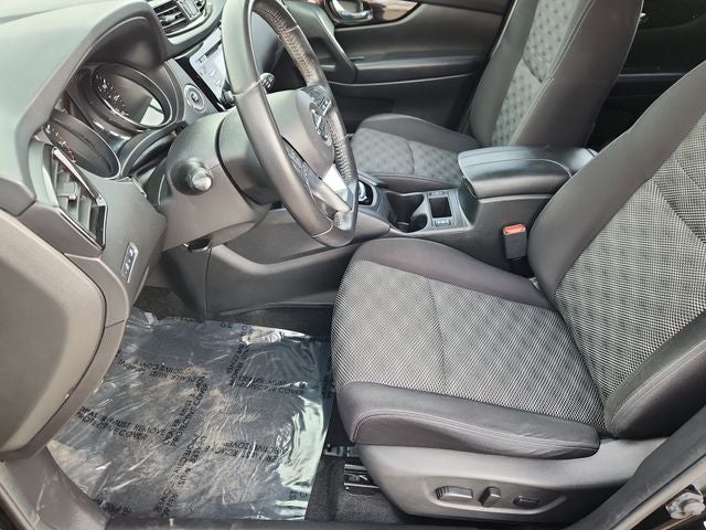 2018 Nissan Rogue Sport SV