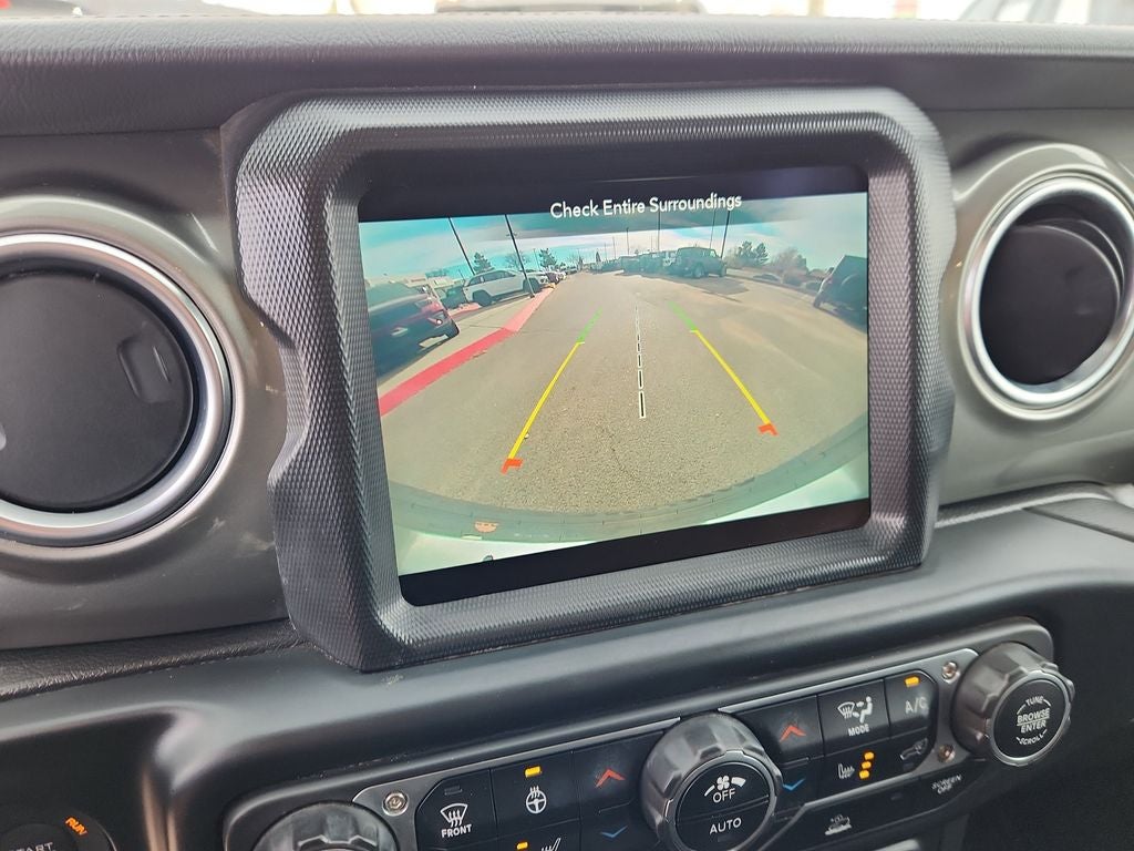 2022 Jeep Wrangler Unlimited Sahara 4x4