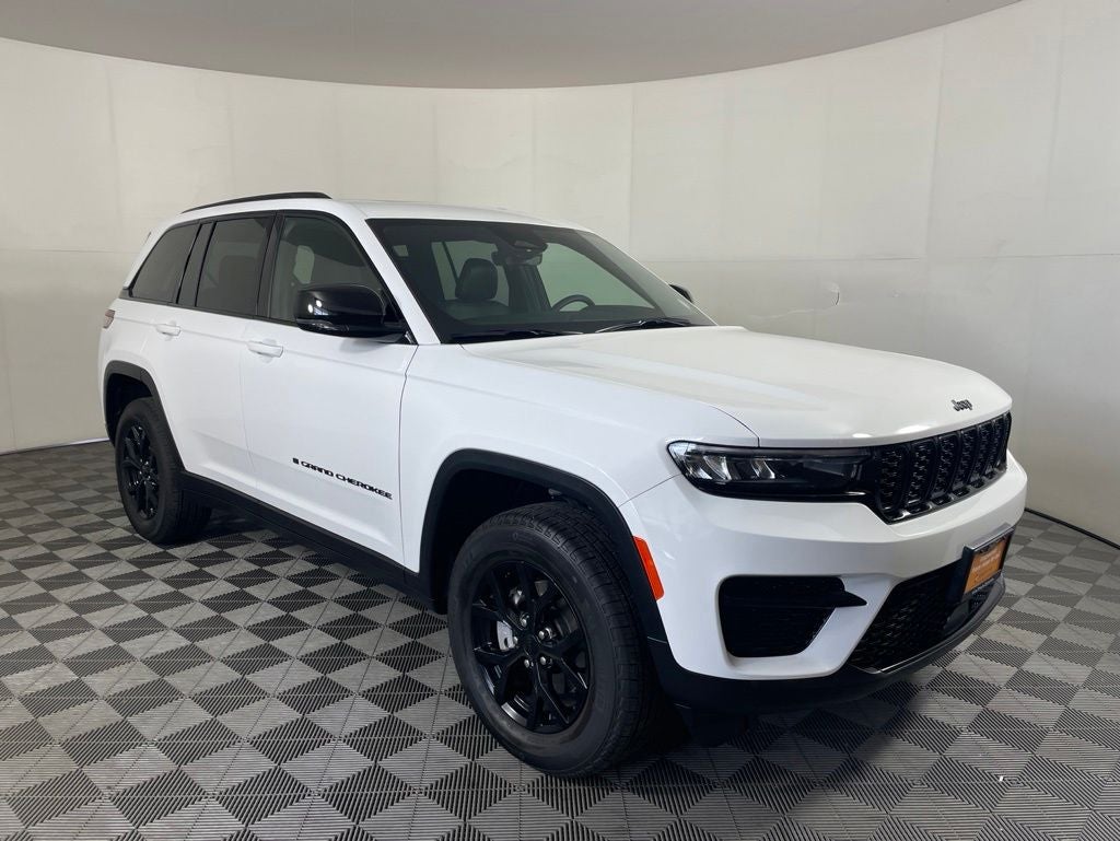 2025 Jeep Grand Cherokee Altitude X 4x4