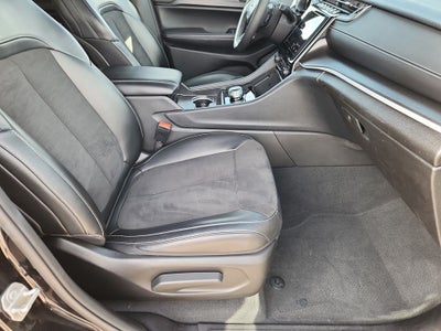 2024 Jeep Grand Cherokee L Altitude 4x4