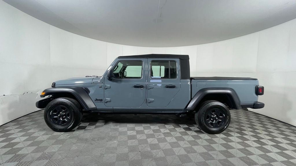 2024 Jeep Gladiator