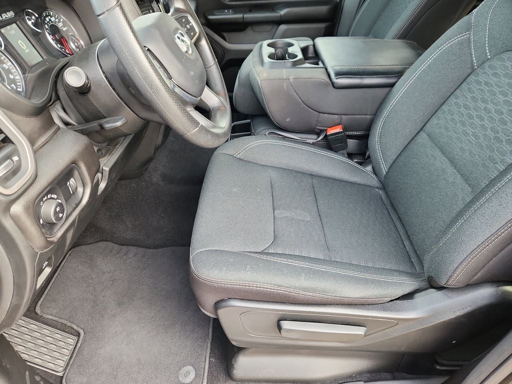 2025 RAM 1500 Tradesman Crew Cab 4x4 5'7' Box