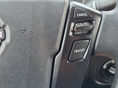 2023 Nissan Frontier Crew Cab SV 4x4