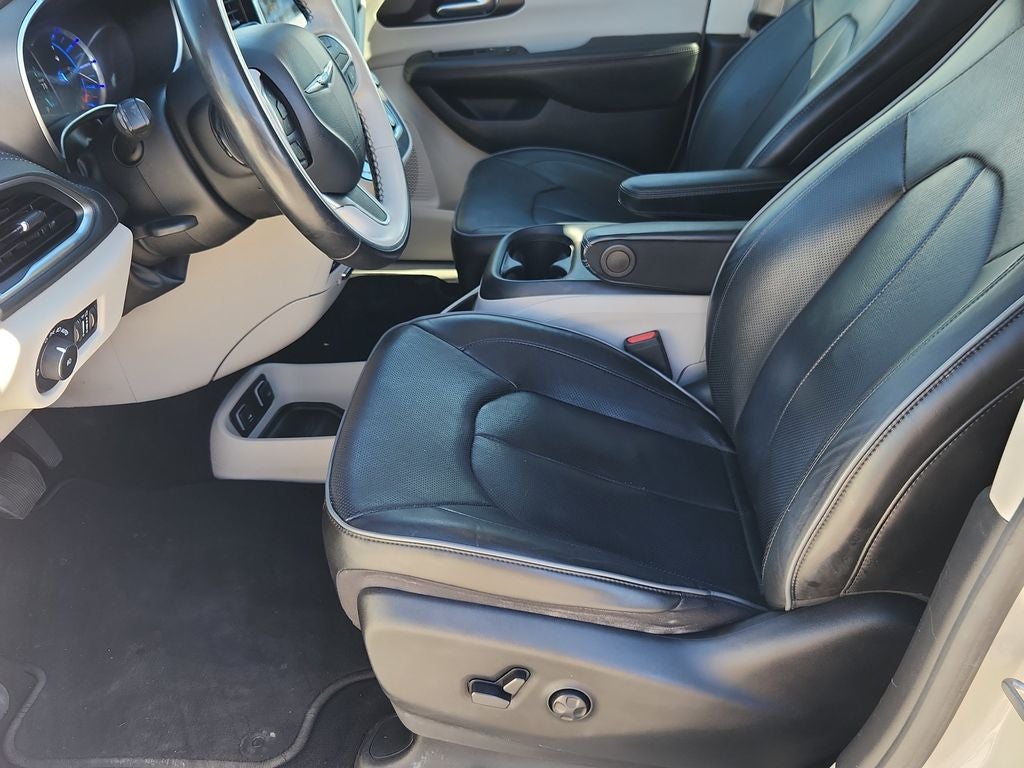 2020 Chrysler Pacifica Hybrid Limited