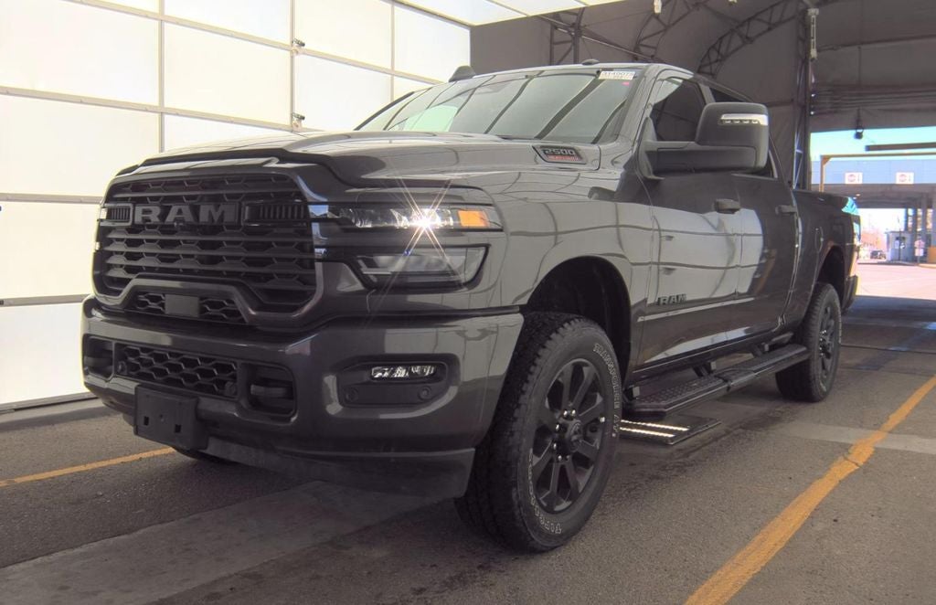 2025 RAM 2500 Big Horn Crew Cab 4x4 6'4' Box