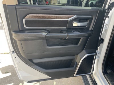 2021 RAM 2500 Laramie Crew Cab 4x4 6'4' Box