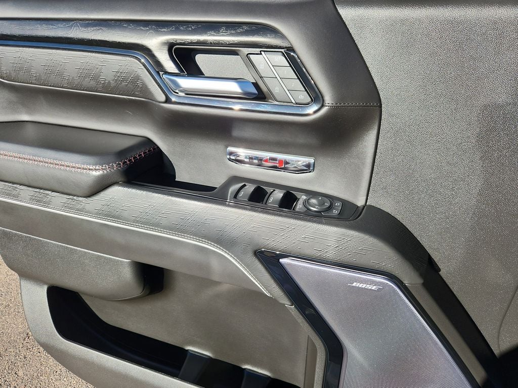 2024 GMC Sierra 1500 4WD Crew Cab Short Box AT4X