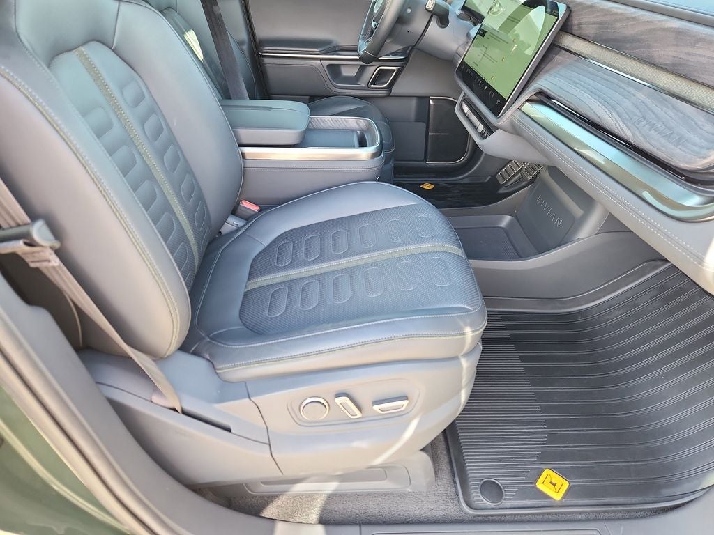 2022 Rivian R1T Adventure